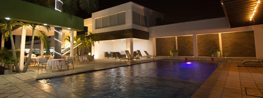 Hotel De Casa Blanca Lázaro Cárdenas 外观 照片